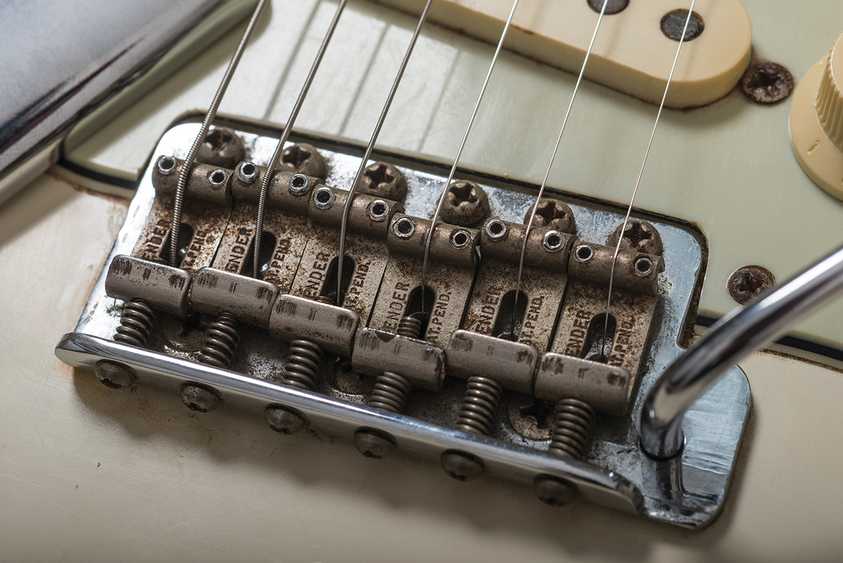 Vintage Bench Test: 1963 Fender Stratocaster