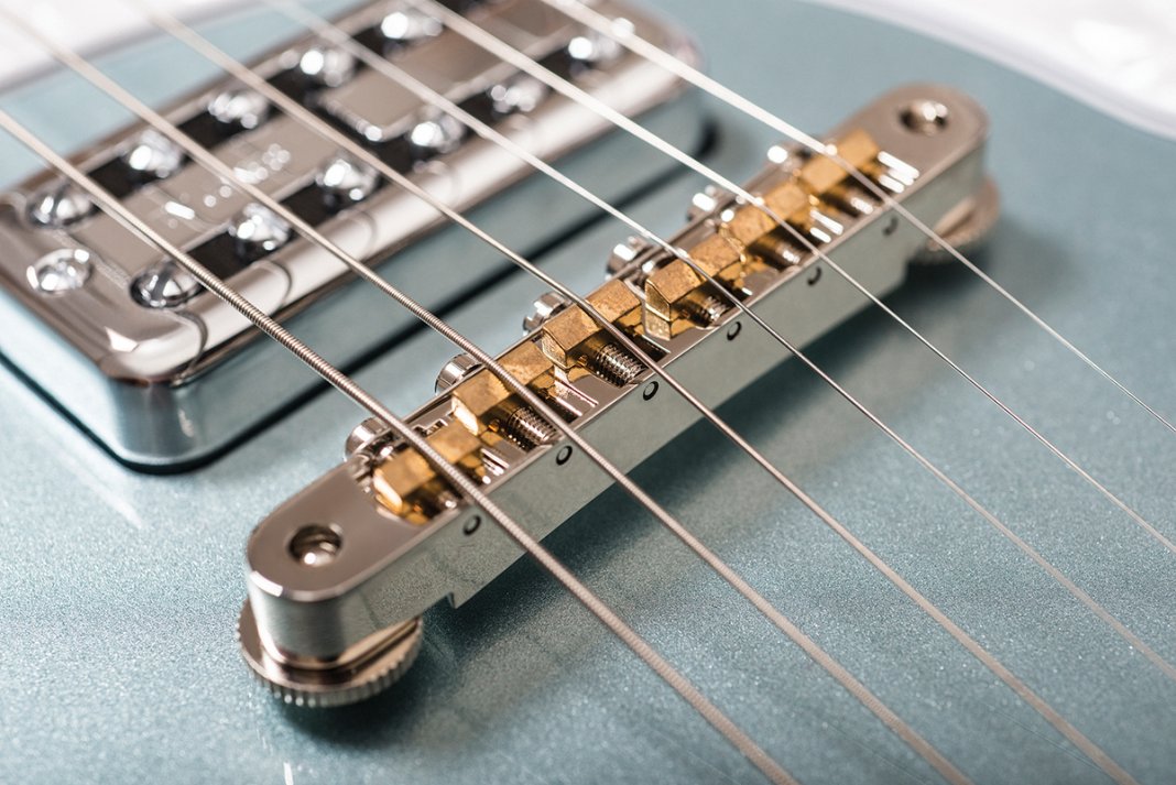 TV Jones Spectra Sonic Supreme Review The Guitar Magazine