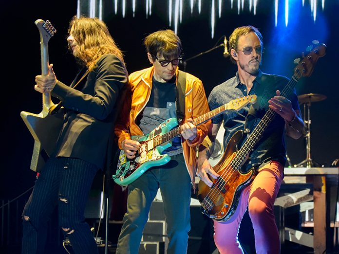 Watch Weezer cover Blink-182’s “All the Small Things”