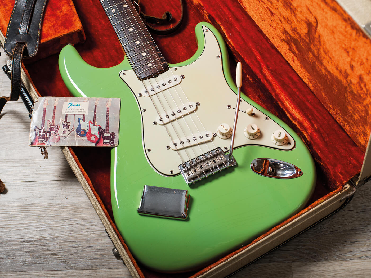 Fender Pre-CBS Surf Green Strat in case