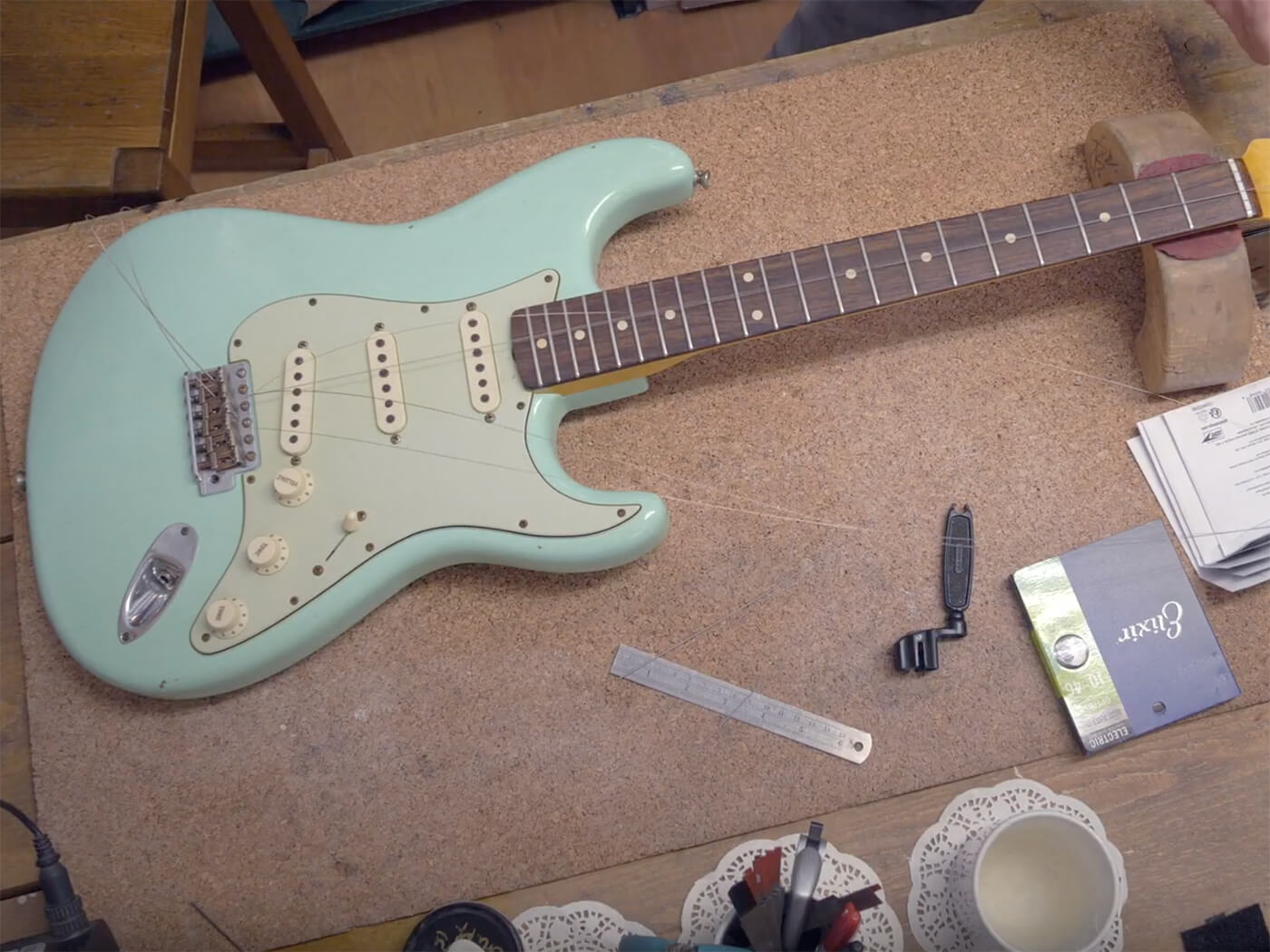 Guitar DIY Stratocaster Set Up