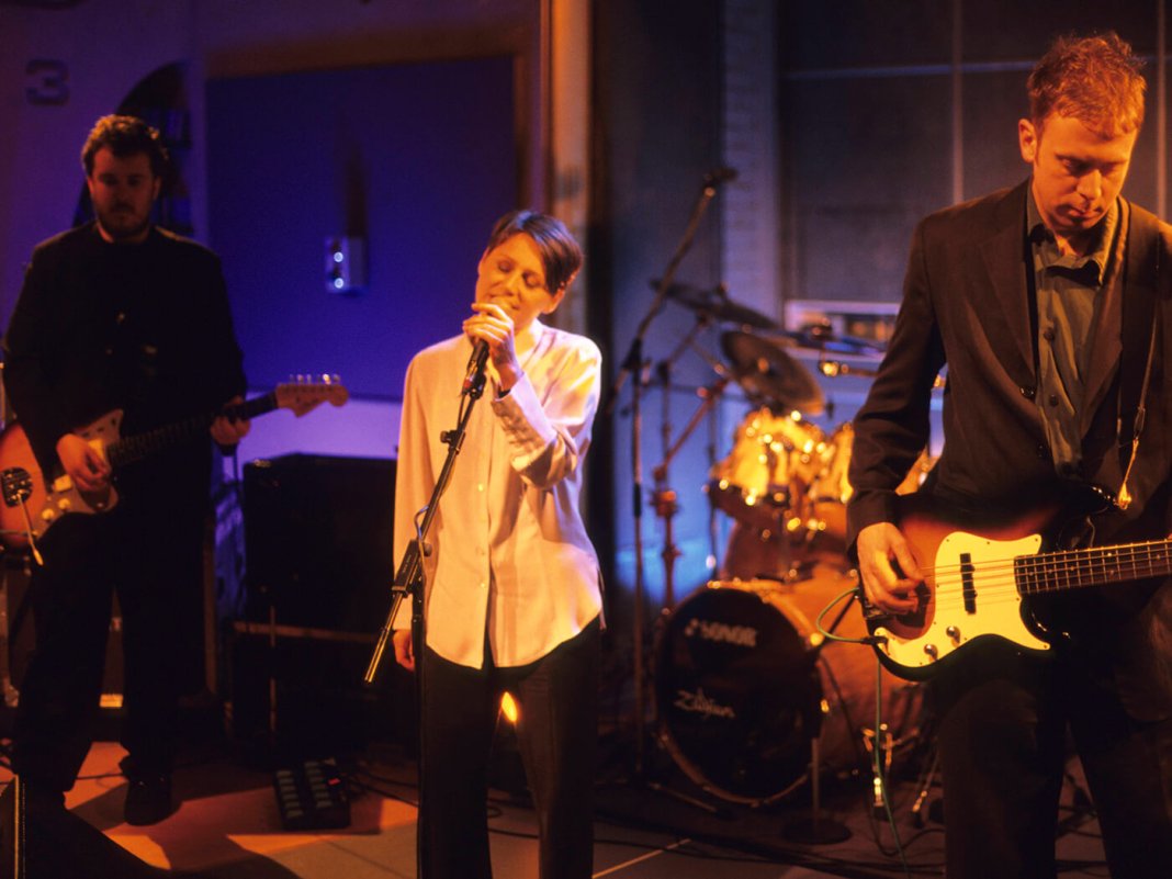 Scottish rock trio Cocteau Twins to reissue Garlands and Victorialand