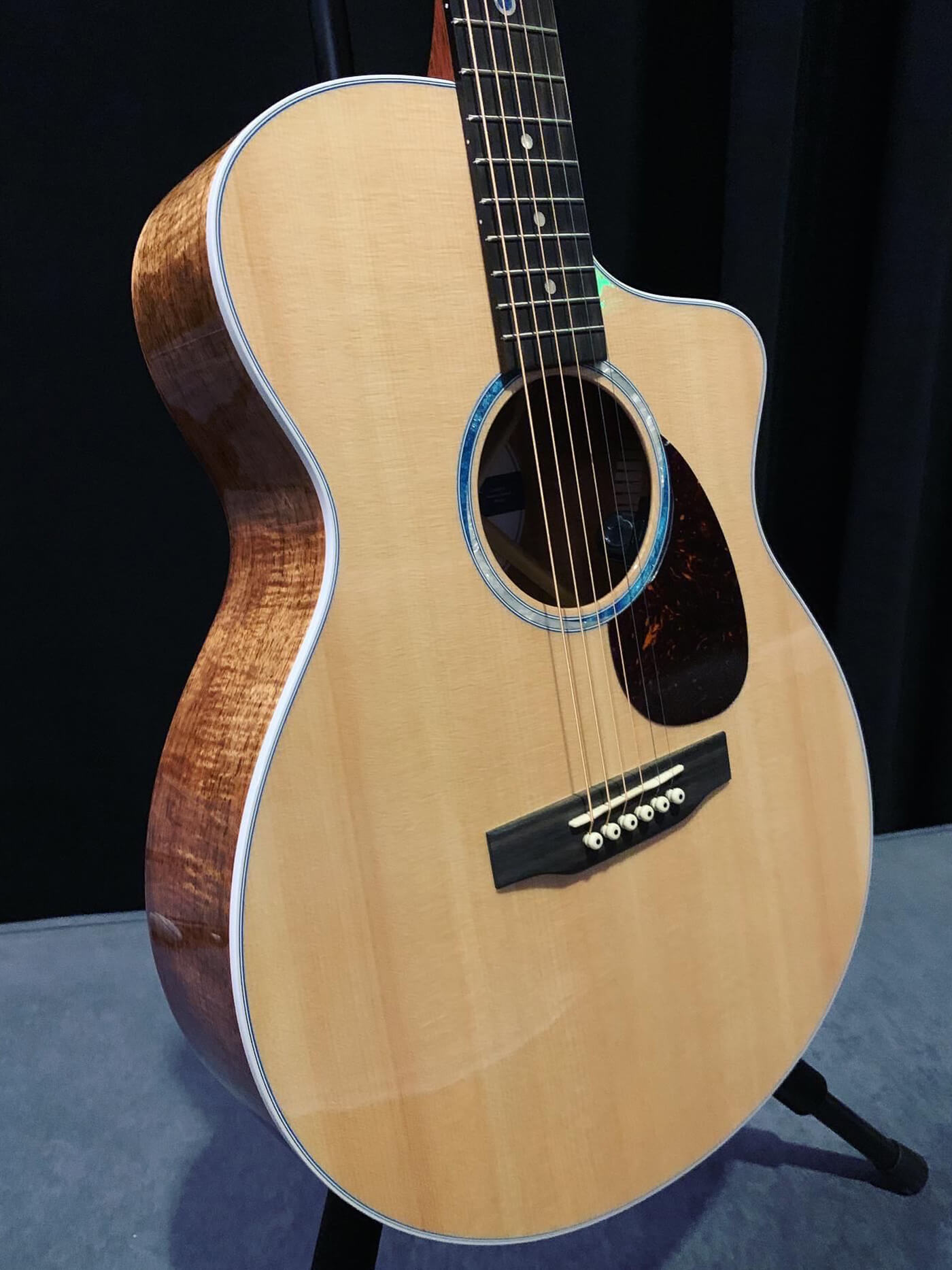 NAMM 2020 Video: radical new SC-13E bridges the between and