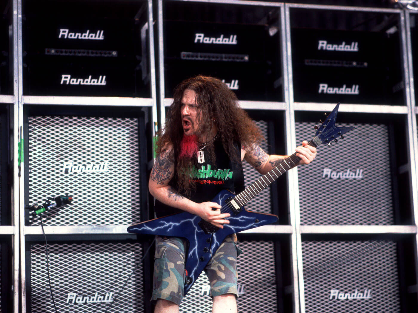 Dimebag Darrel playing the 'Dean From Hell'
