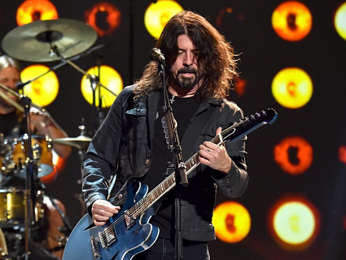 Dave Grohl performing with Foo Fighters