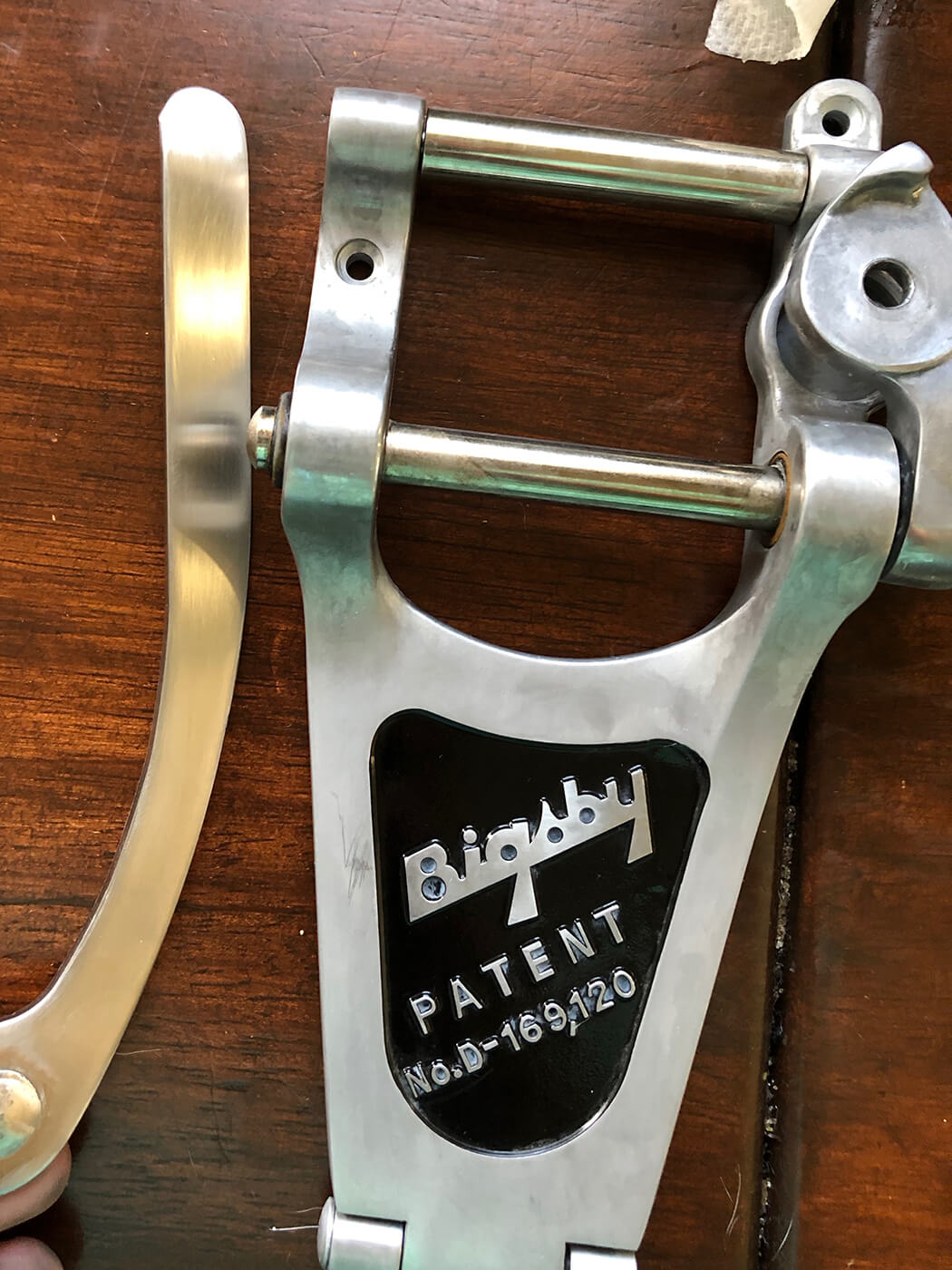 How to age your bigsby tailpiece 14
