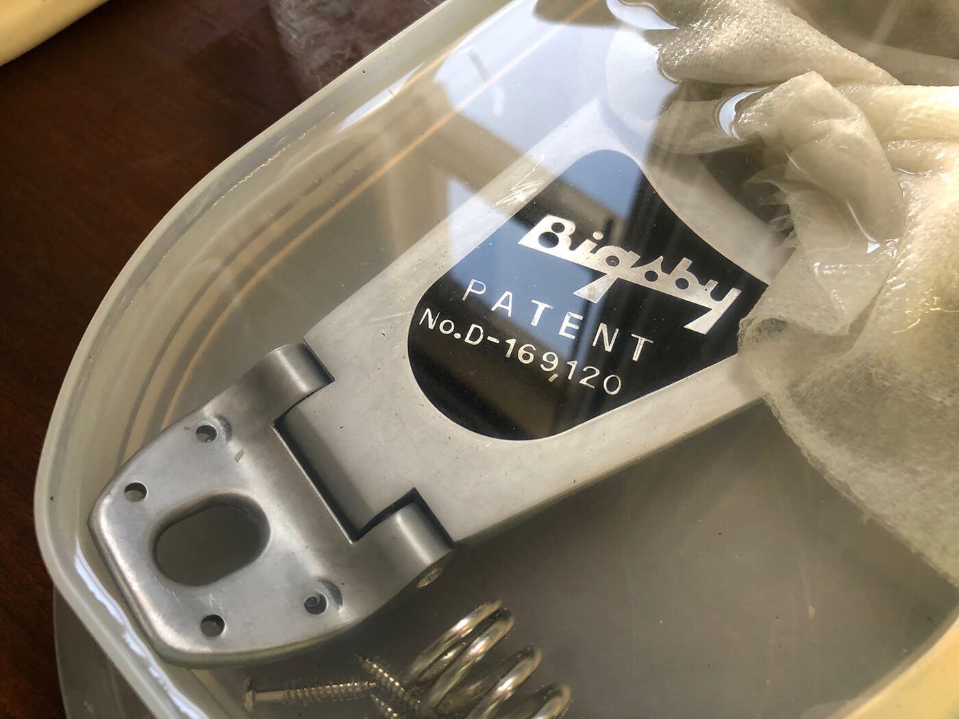 How to age your bigsby tailpiece 15