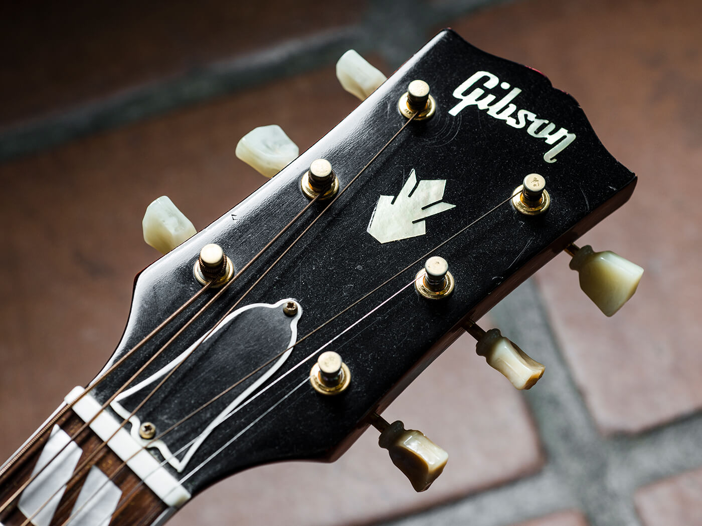 Brian Ray's 1963 Gibson ‘Hummingdove’
