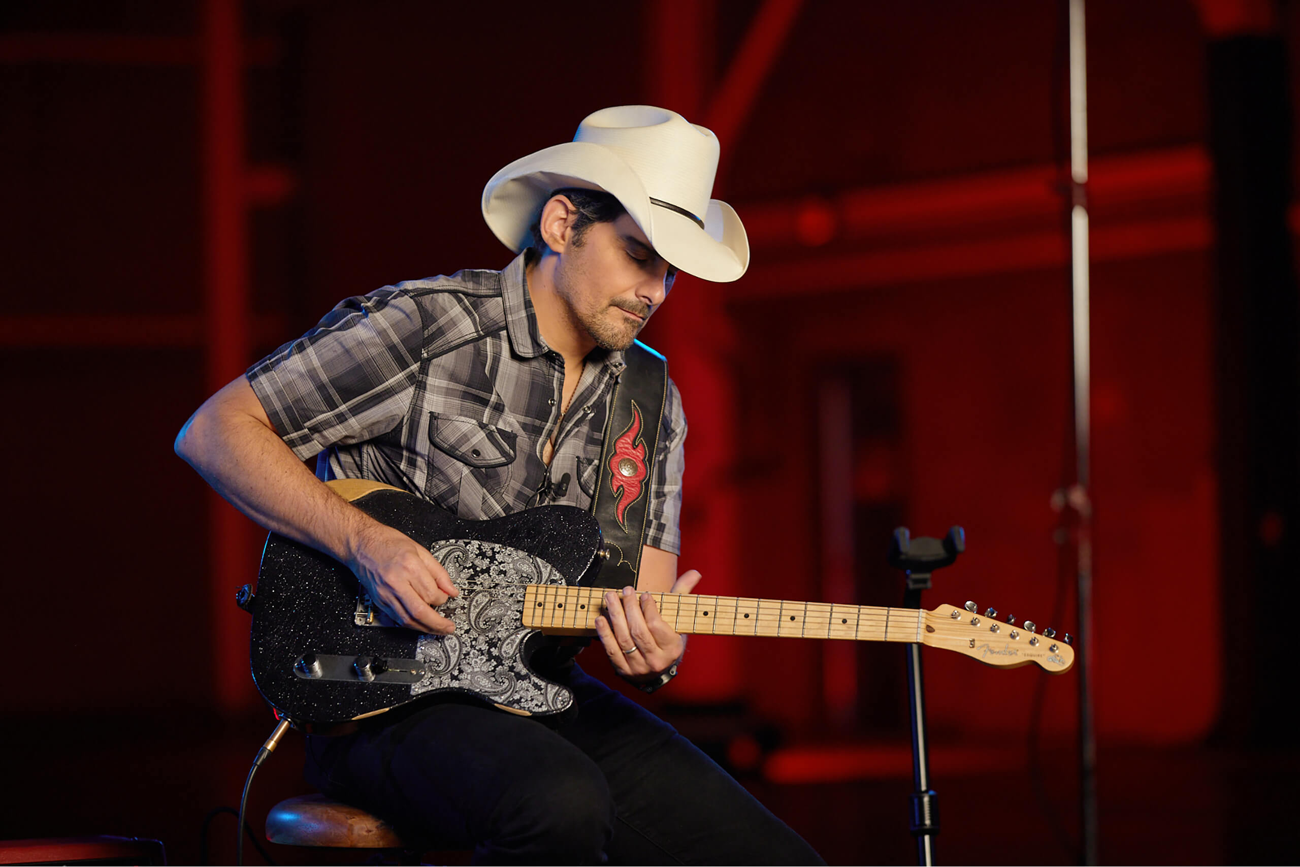 Country music superstar Brad Paisley has a new signature Fender guitar - an...