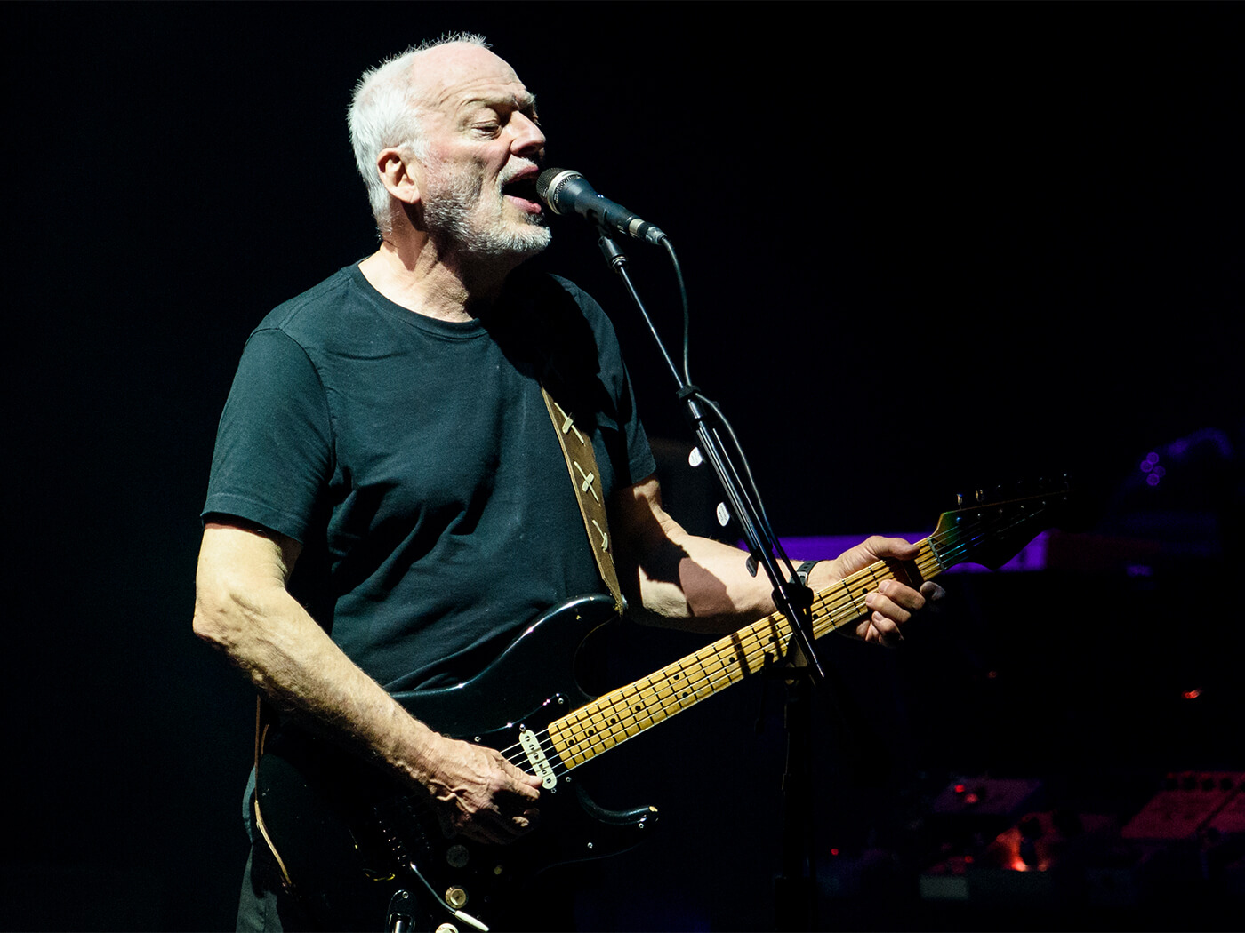 David Gilmour onstage