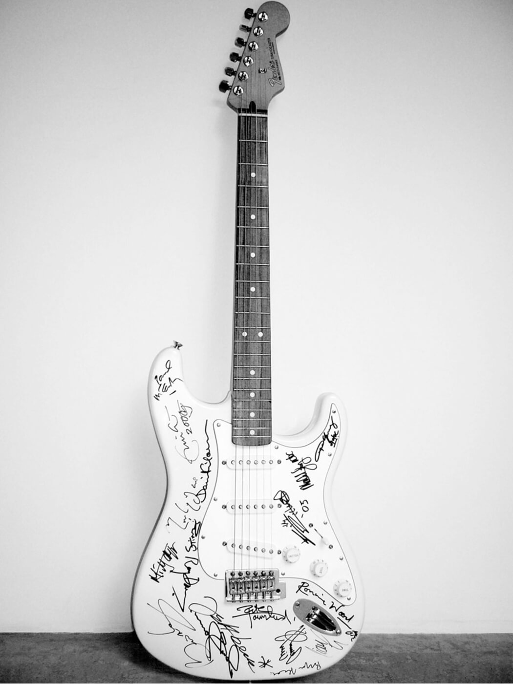 Reach Out To Asia Stratocaster