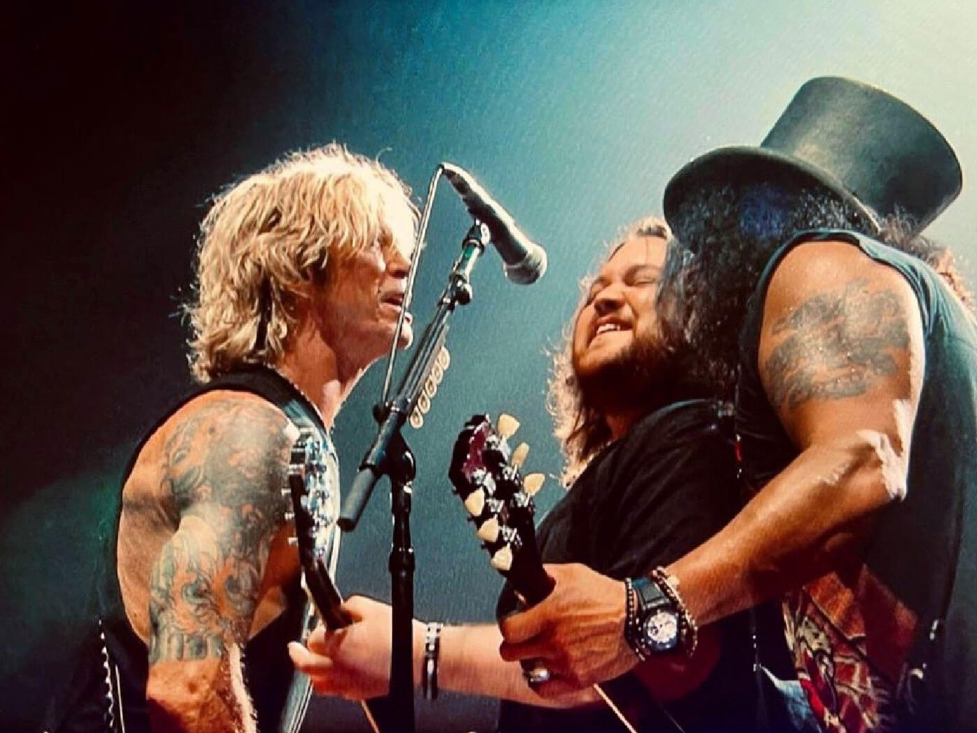 gevinst Til Ni Sprout Watch Wolfgang Van Halen join Guns N' Roses on stage for a rendition of  Paradise City | Guitar.com | All Things Guitar