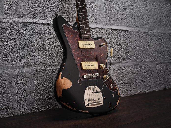 Vintage Guitars Icon V65V