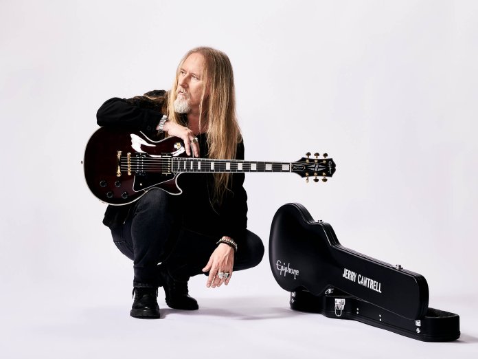 Jerry Cantrell with his new Epiphone Les Paul