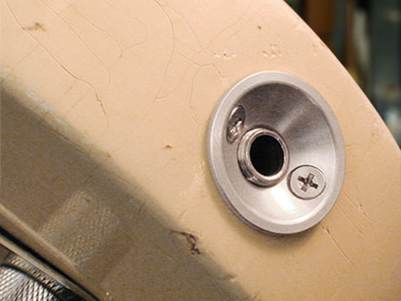 image of a screw-in jack socket for telcasters