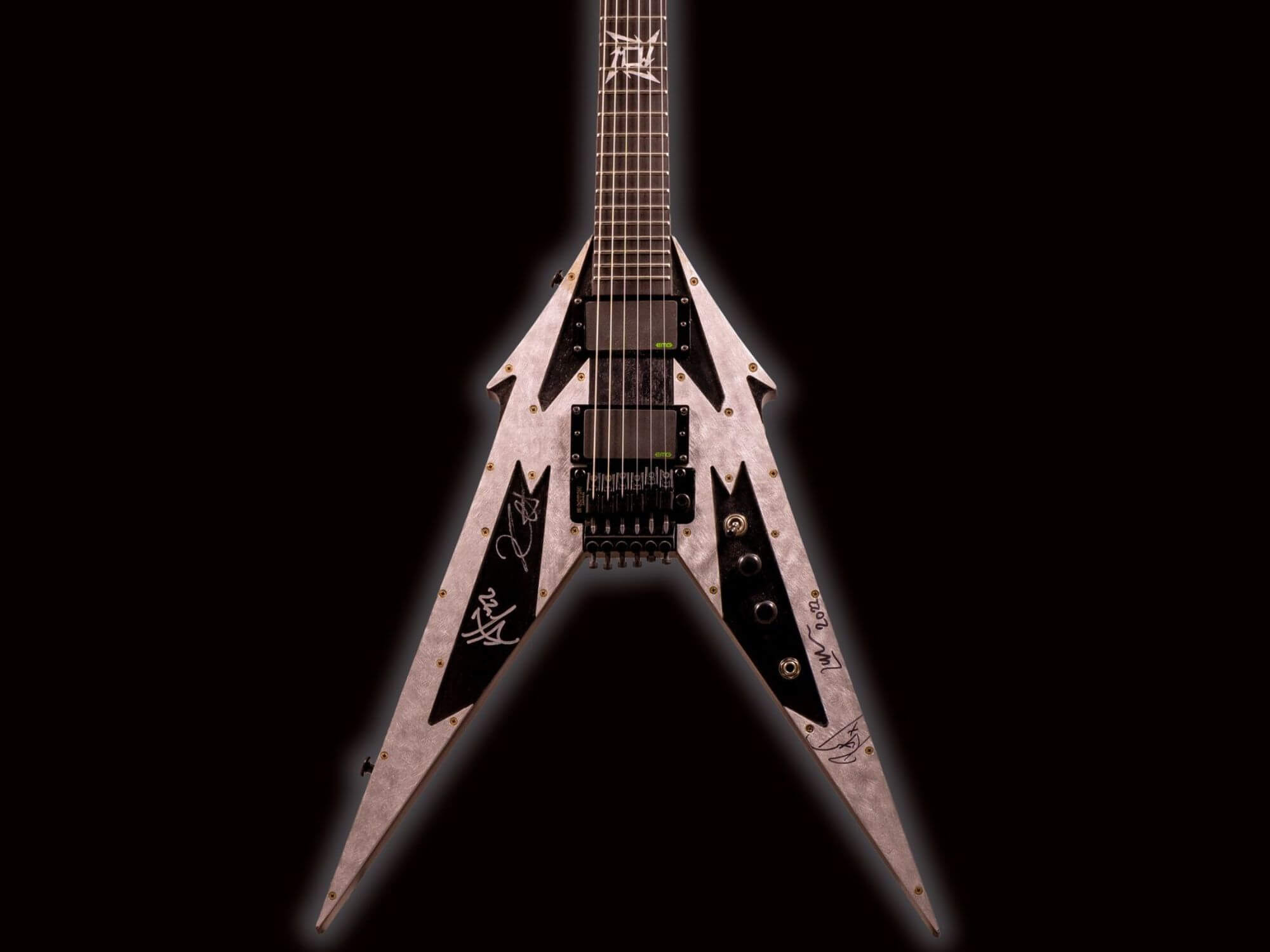 Metallica custom Flying M electric guitar