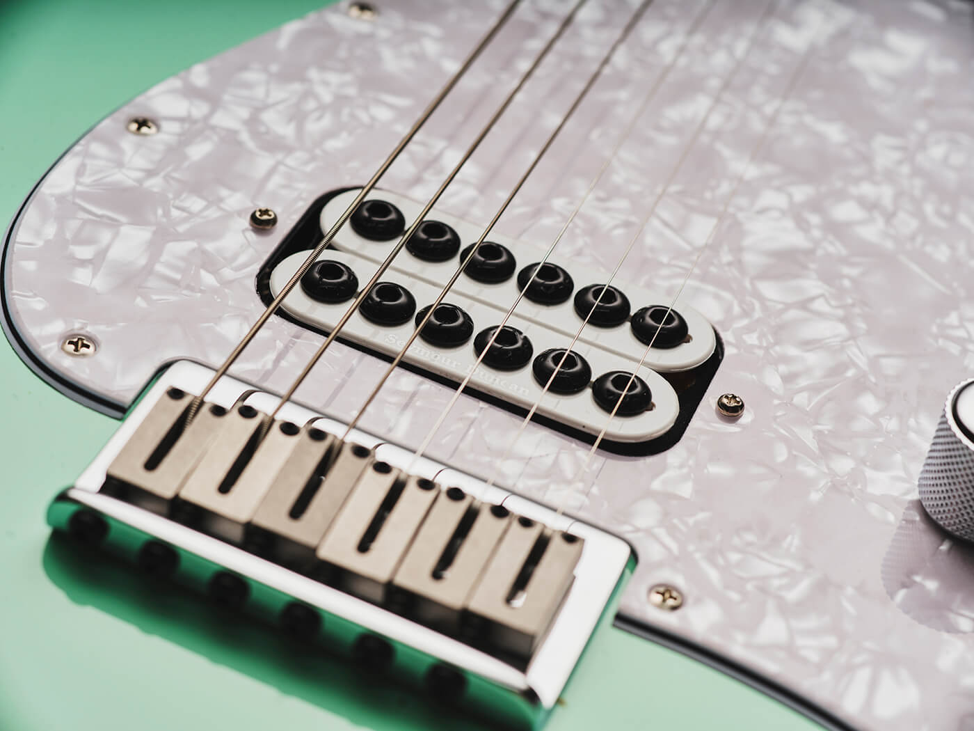Seymour Duncan Invader humbucker and hard-tail Stratocaster bridge with block saddles by Adam Gasson