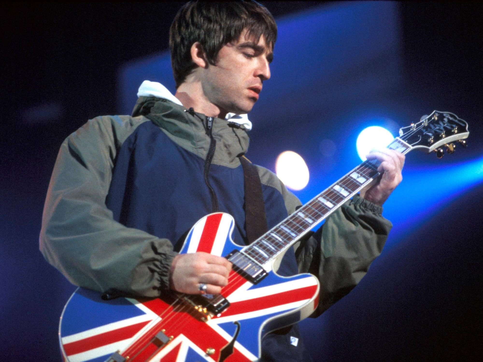 Epiphone guitars played by Noel Gallagher on Oasis&#039;s first two 