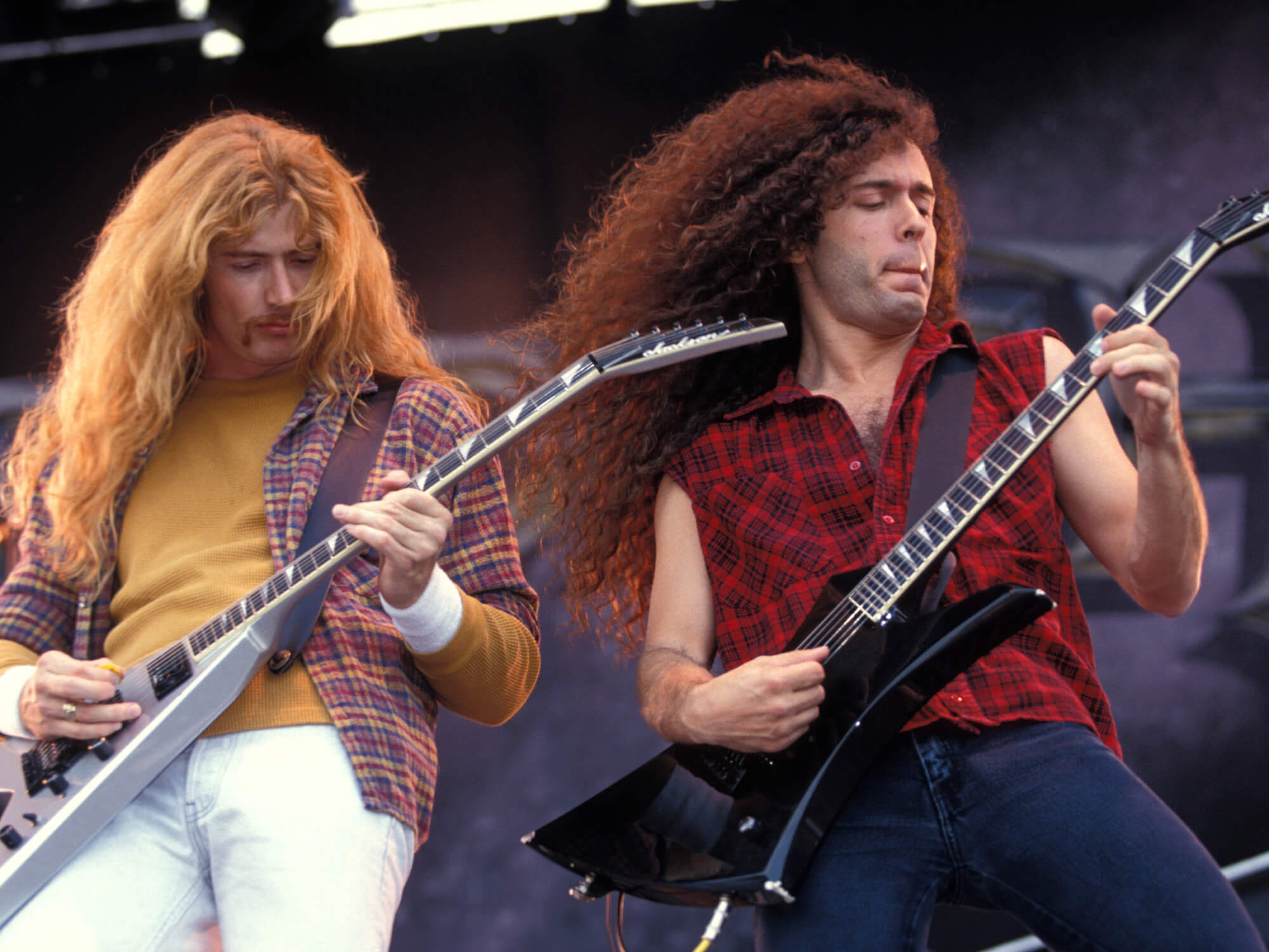 Dave Mustaine and Marty Friedman performing with Megadeth