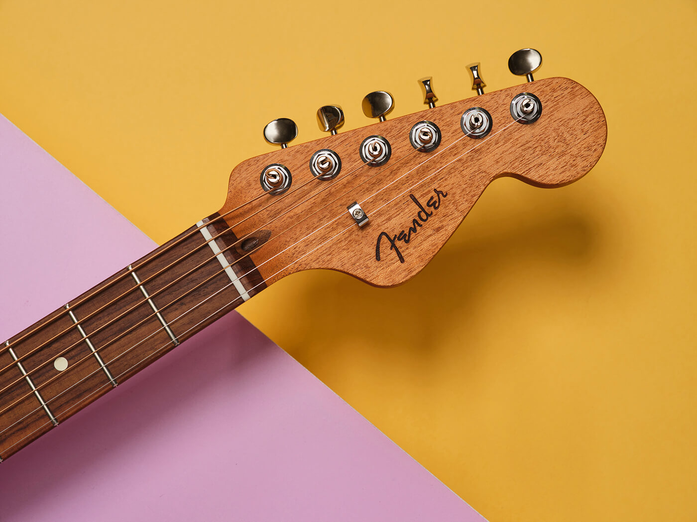 Fender Highway Series Dreadnought headstock, photo by Adam Gasson