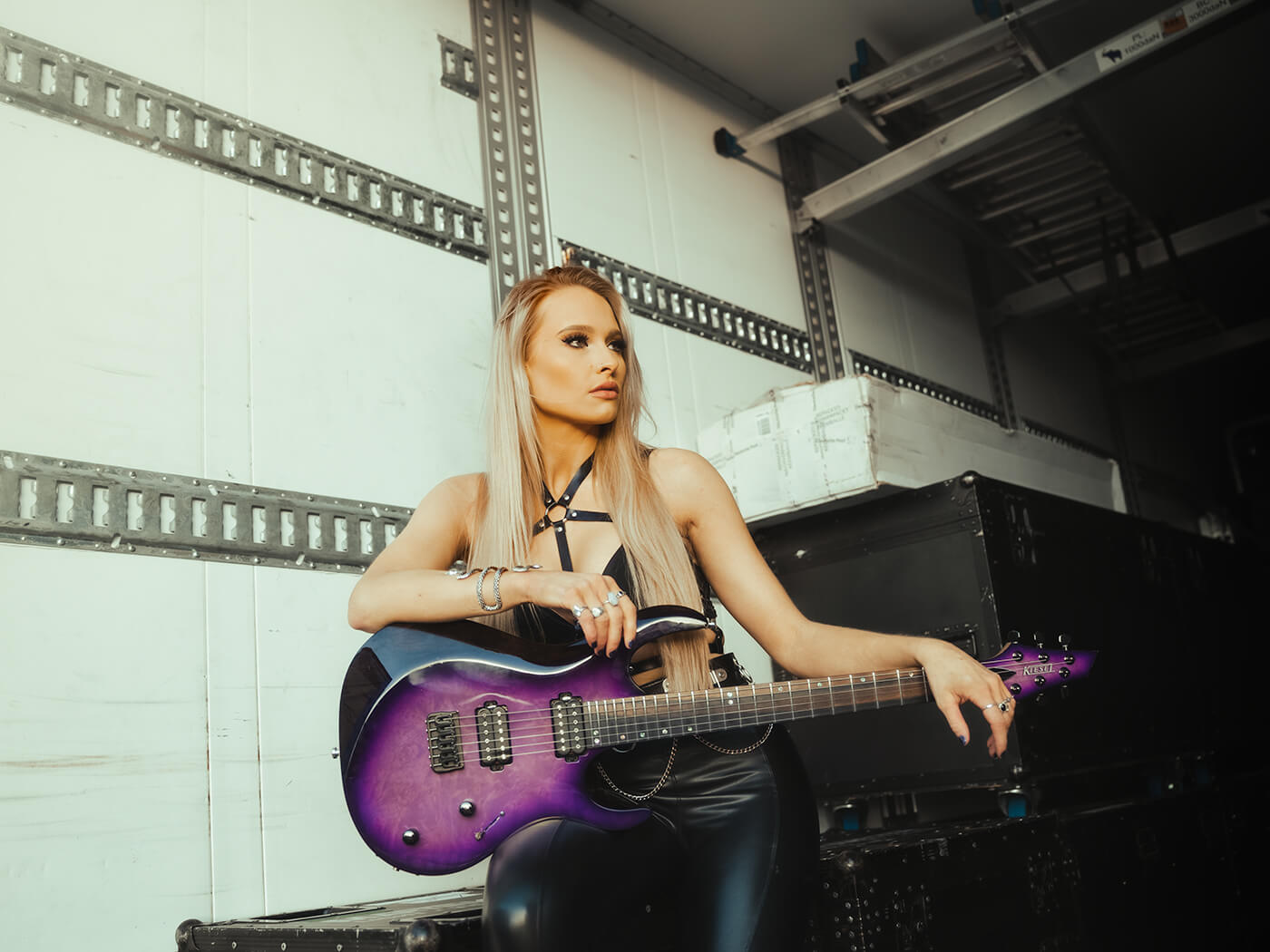 Sophie Lloyd with Kiesel guitar