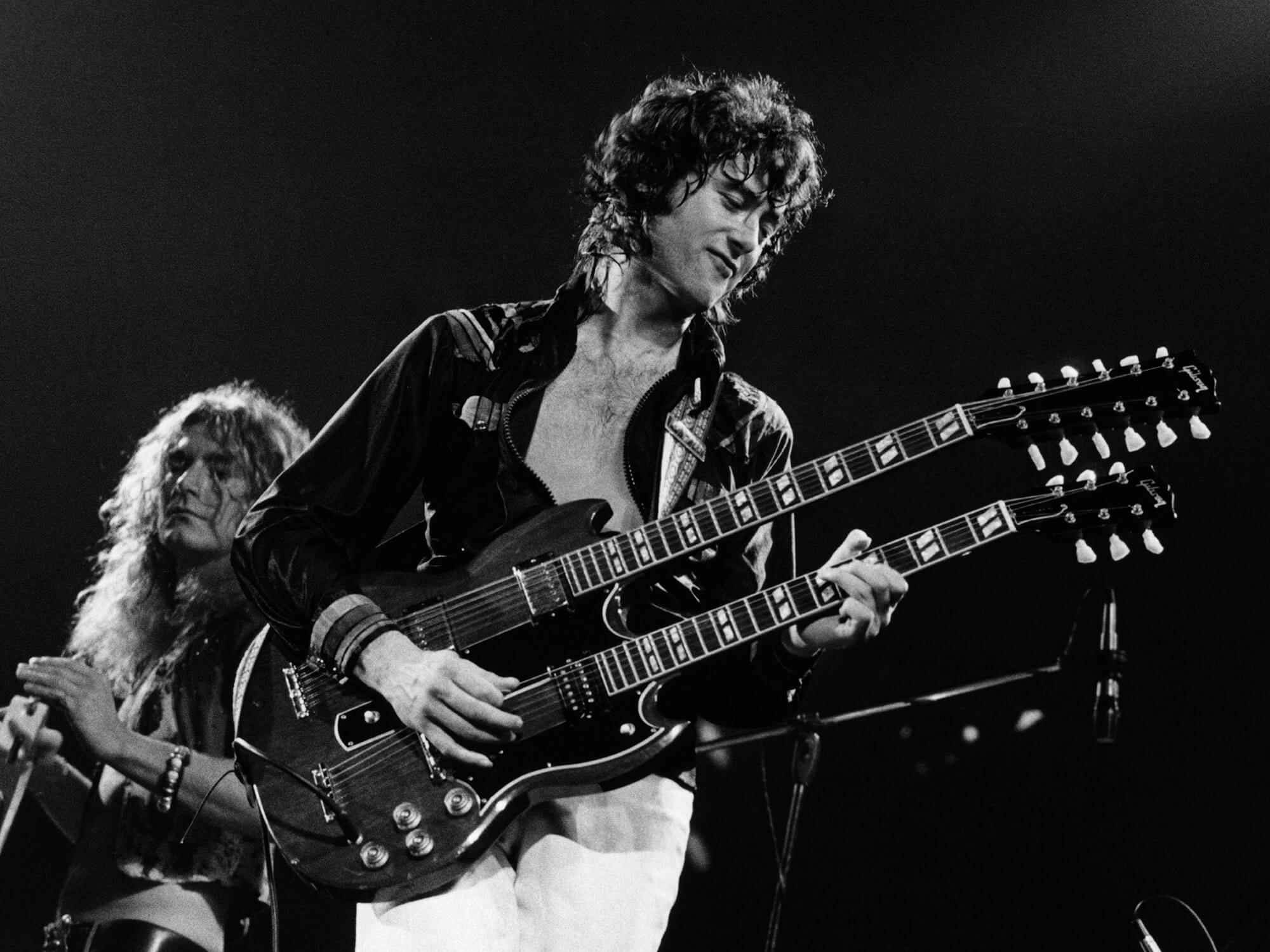 Jimmy Page performing live