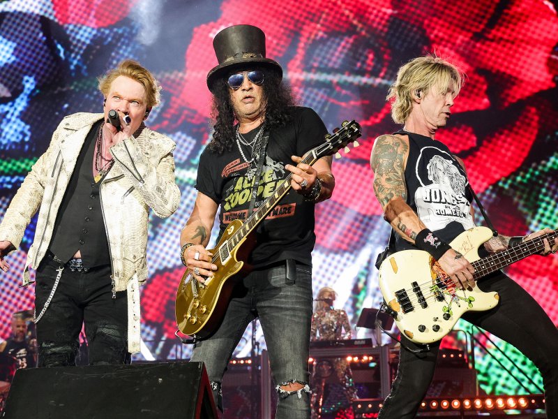 GNR@2000x1500-800x600.jpg