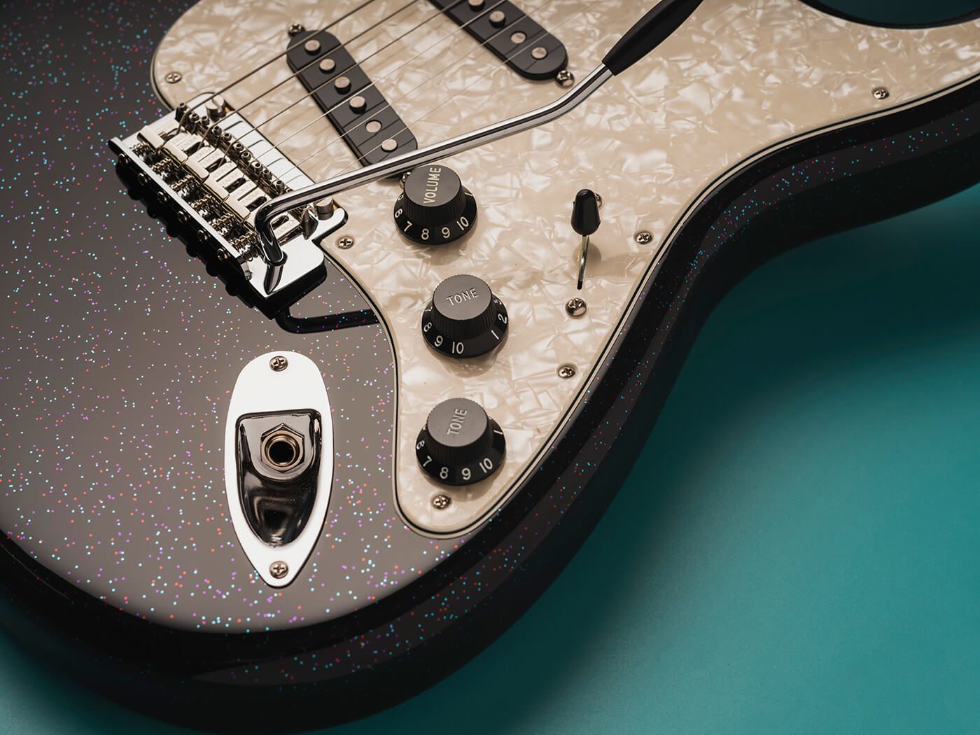70th Anniversary Player Stratocaster control knobs, photo by Adam Gasson