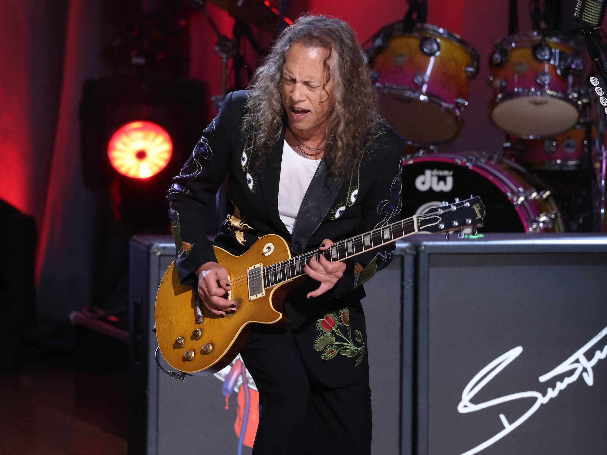 Hammett playing his ‘Greeny’ Les Paul, photo by Taylor Hill/WireImage via Getty Images
